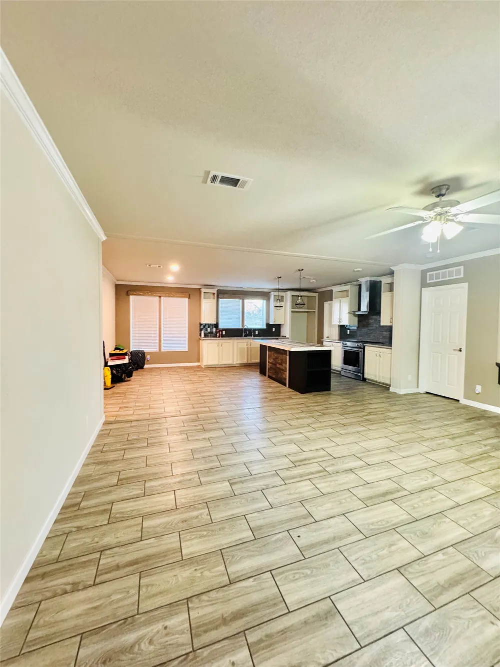 2636 E FM 532 Schulenburg, TX 78956