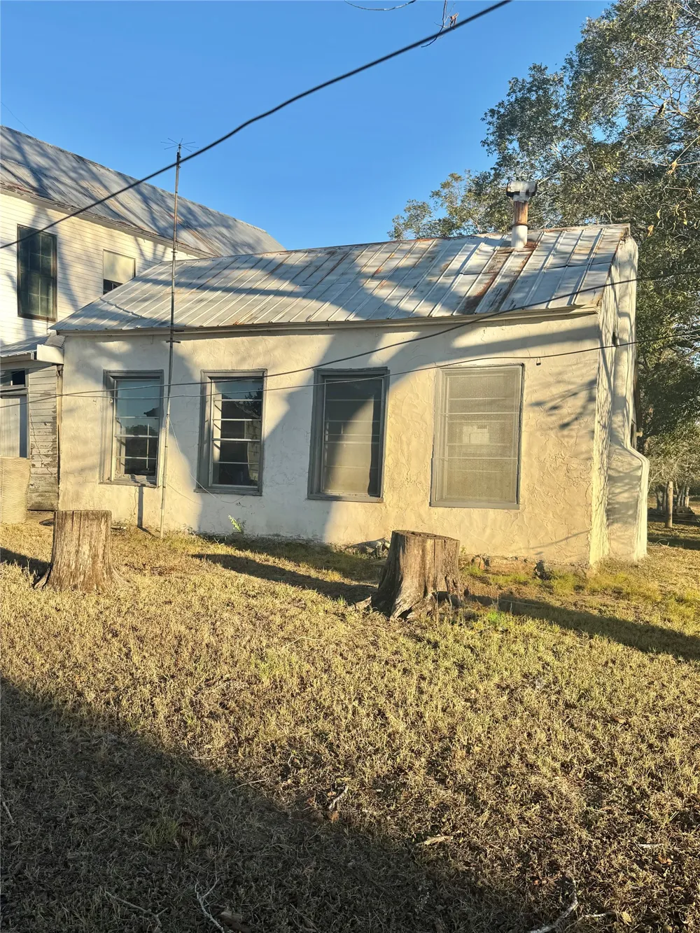 2636 E FM 532 Schulenburg, TX 78956