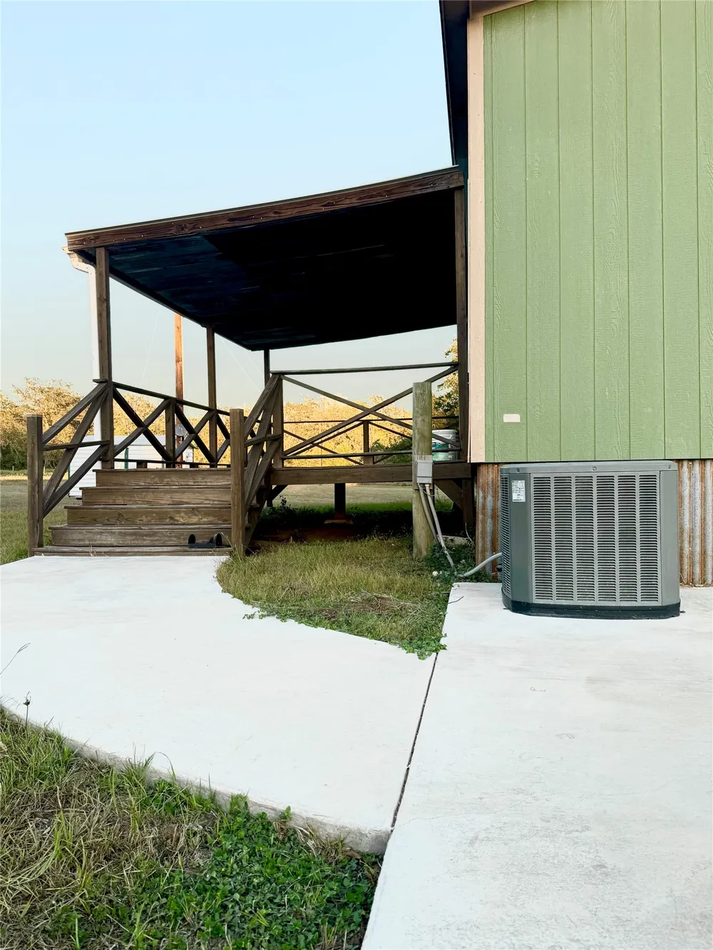 2636 E FM 532 Schulenburg, TX 78956