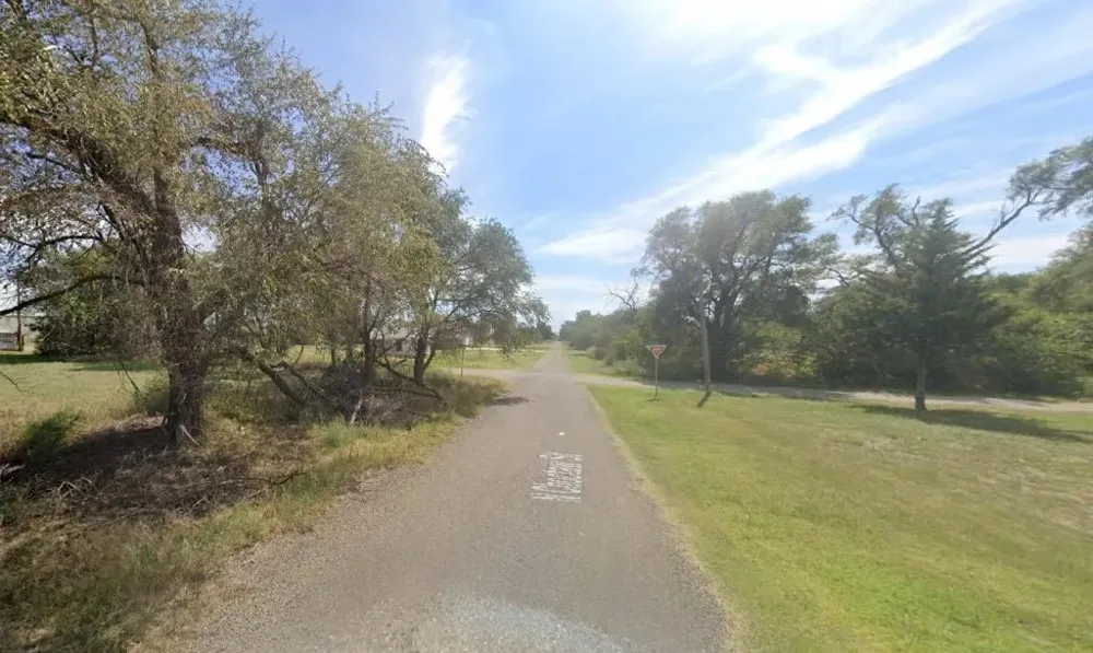 CHOCTAW STREET Shamrock, TX 79079