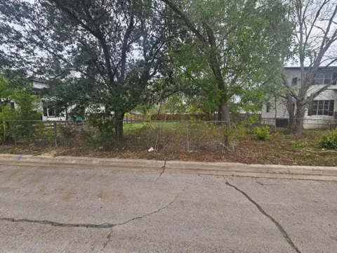 514 San Saba Street