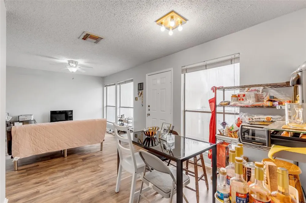 3115 Helms Street #210 Austin, TX 78705