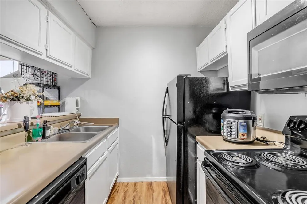 3115 Helms Street #210 Austin, TX 78705
