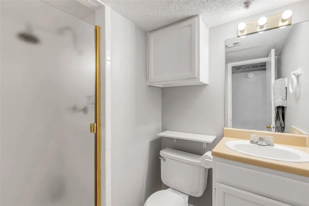 3115 Helms Street #210 Austin, TX 78705