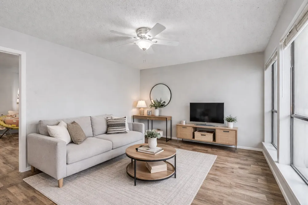 3115 Helms Street #210 Austin, TX 78705