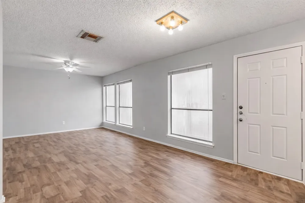 3115 Helms Street #210 Austin, TX 78705