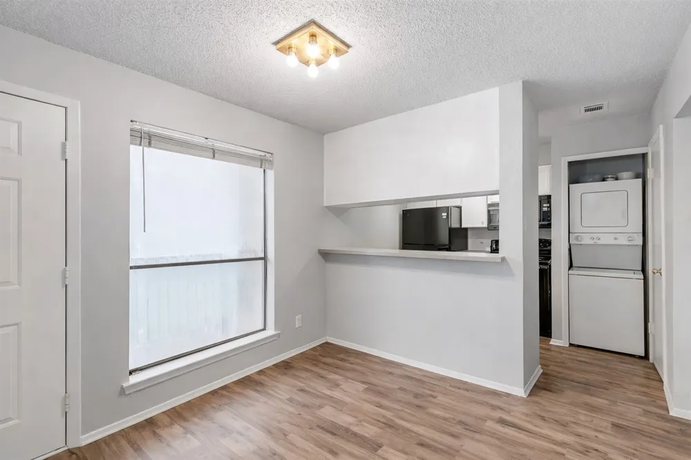 3115 Helms Street #210 Austin, TX 78705