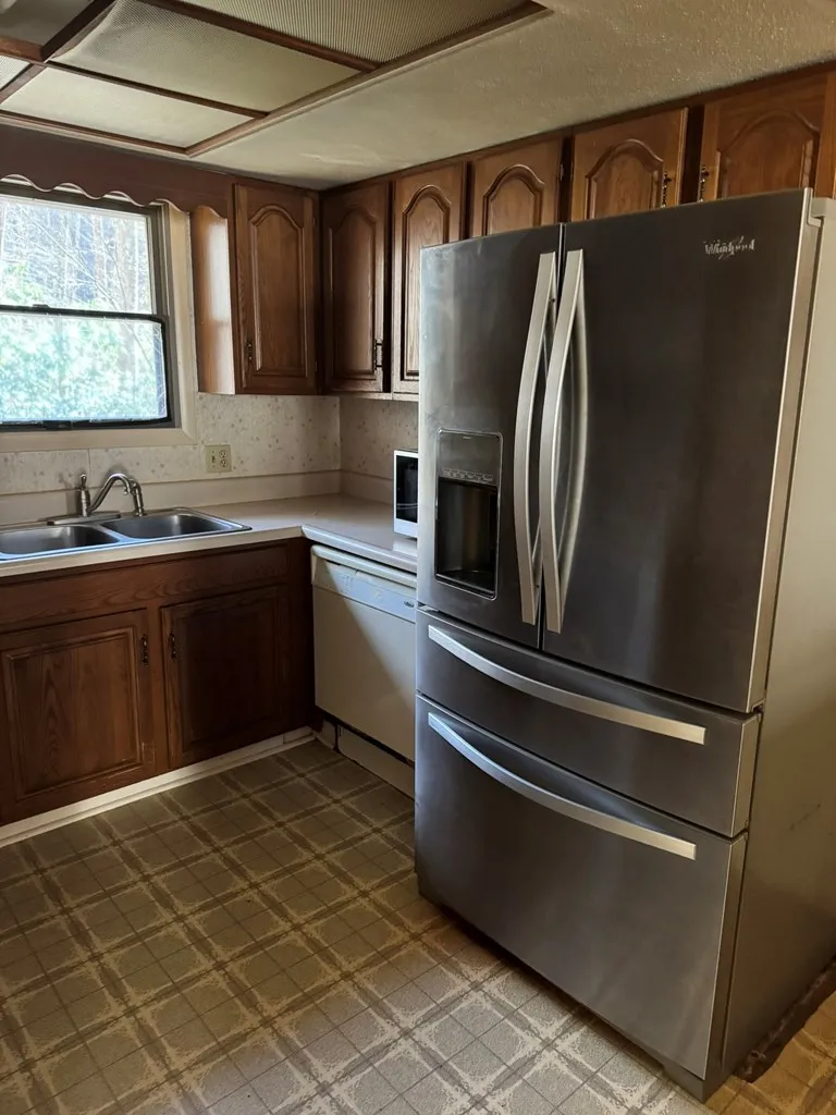 Larspur Lane Cullowhee, NC 28723