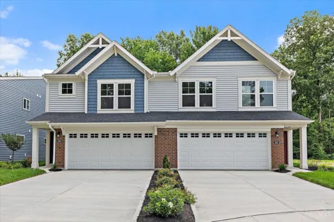 1593 Summerview Lane