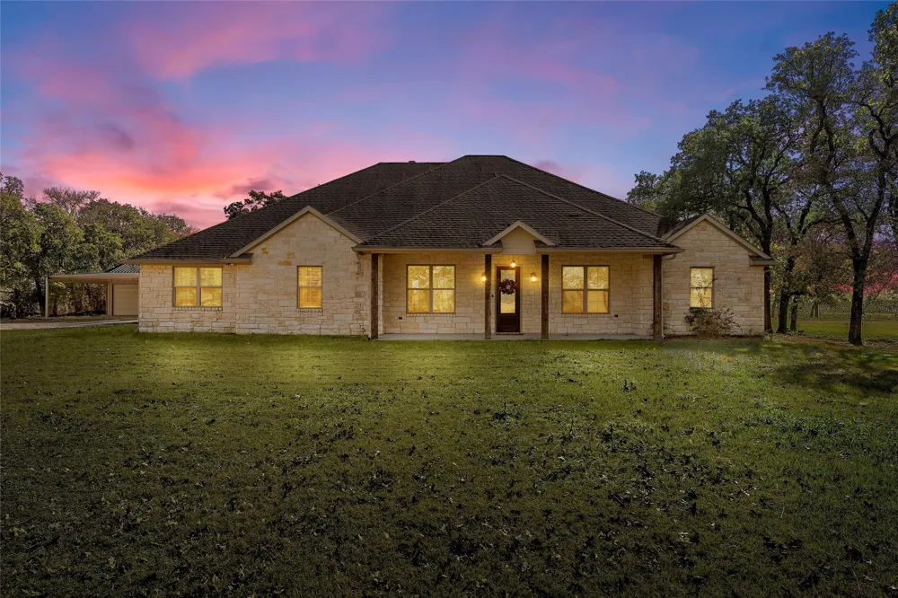 2743 Tokio Road West, TX 76691