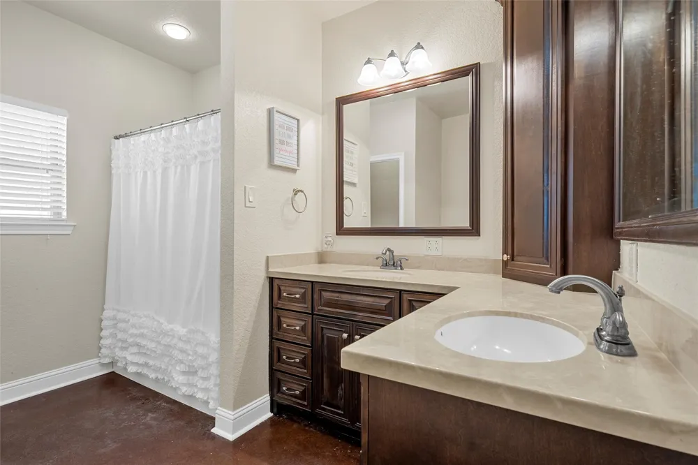 2743 Tokio Road West, TX 76691