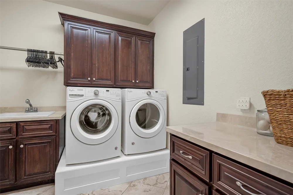 2743 Tokio Road West, TX 76691