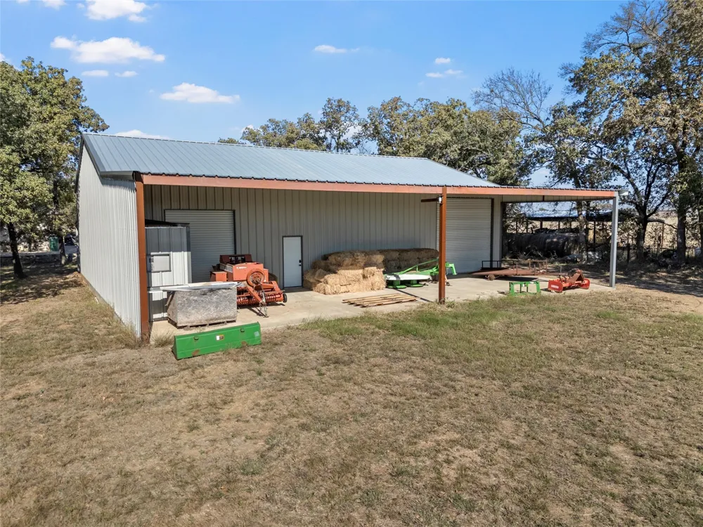 2743 Tokio Road West, TX 76691