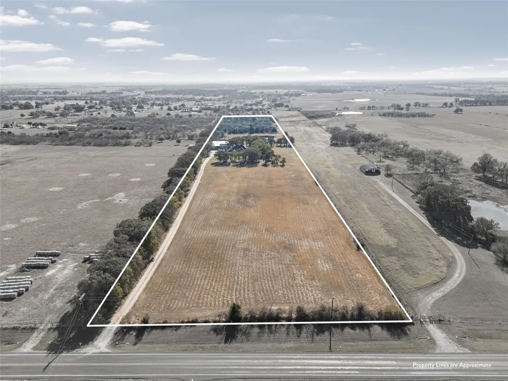 2743 Tokio Road West, TX 76691