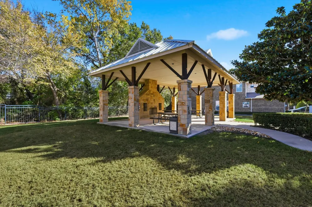 2917 Saint Andrews Drive Lewisville, TX 75067