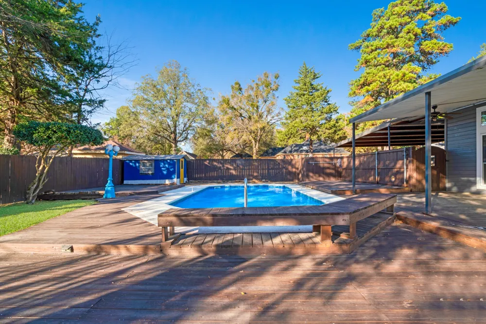 635 Cedar Creek Reno, TX 75462
