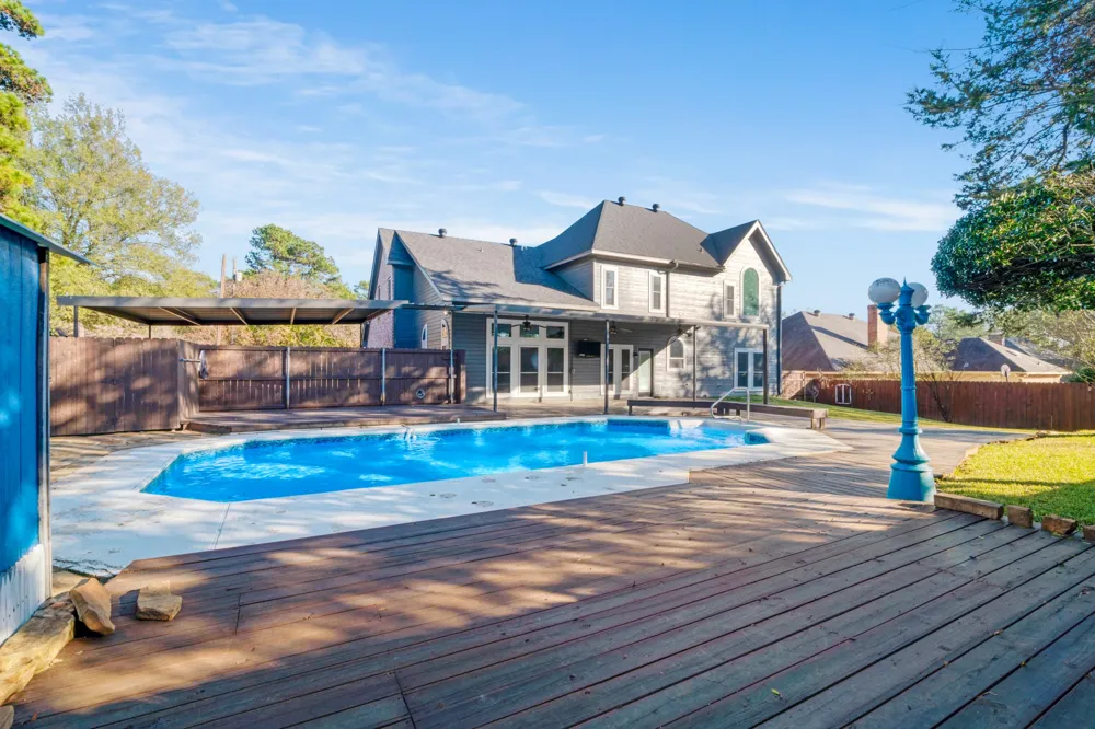 635 Cedar Creek Reno, TX 75462