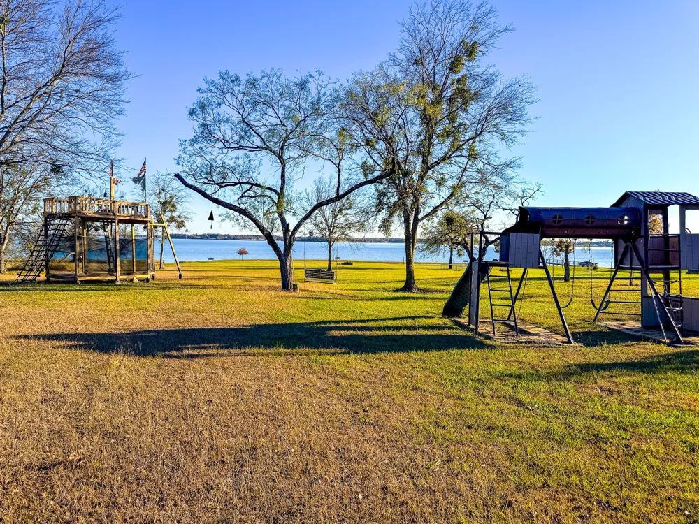 3244 Francisco Bay Drive Kerens, TX 75144