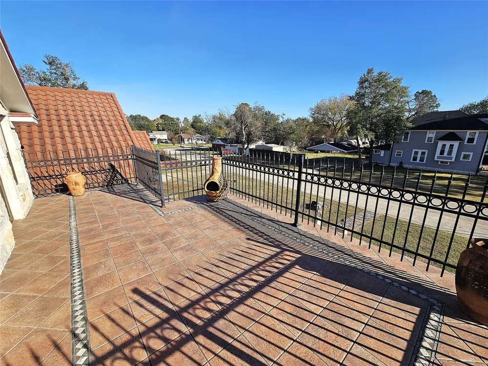 511 E Farrar Street Groesbeck, TX 76642