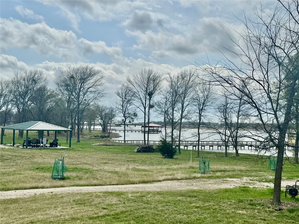 723 Vintage Shores Drive East Tawakoni, TX 75472