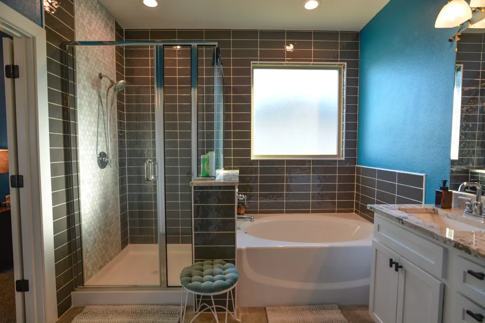601 Mathew Street Grandview, TX 76050