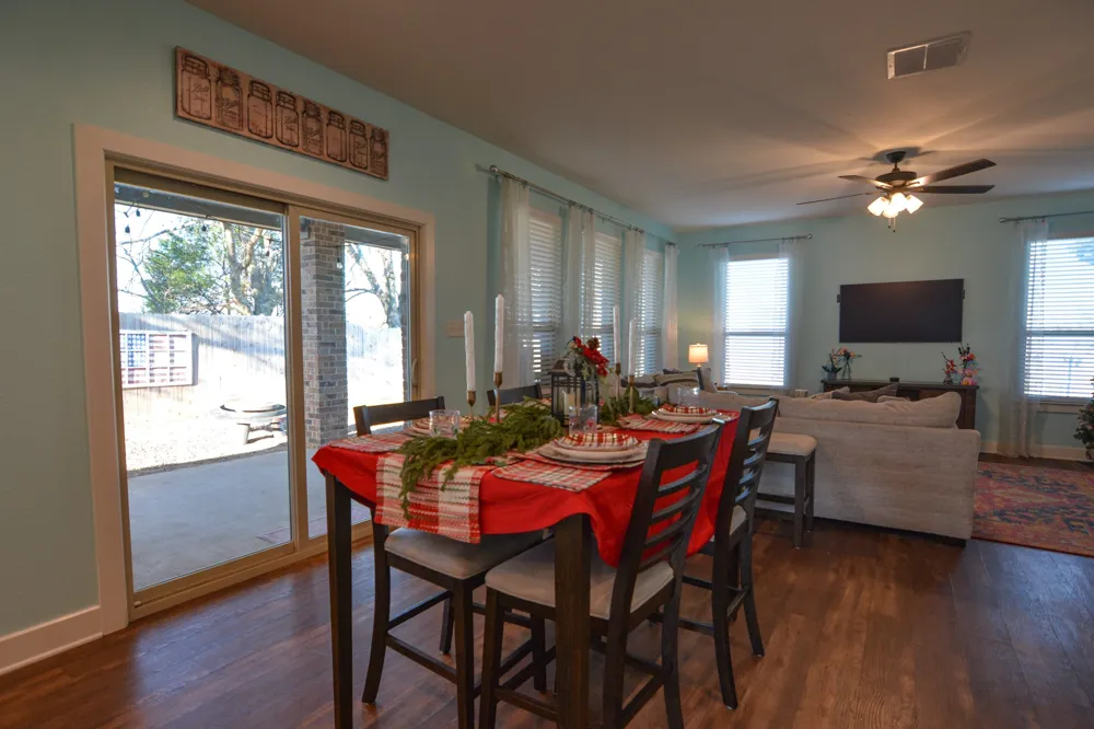 601 Mathew Street Grandview, TX 76050