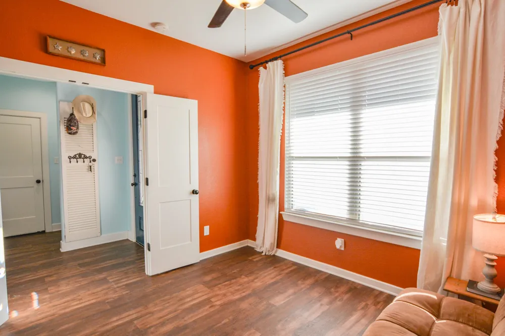 601 Mathew Street Grandview, TX 76050