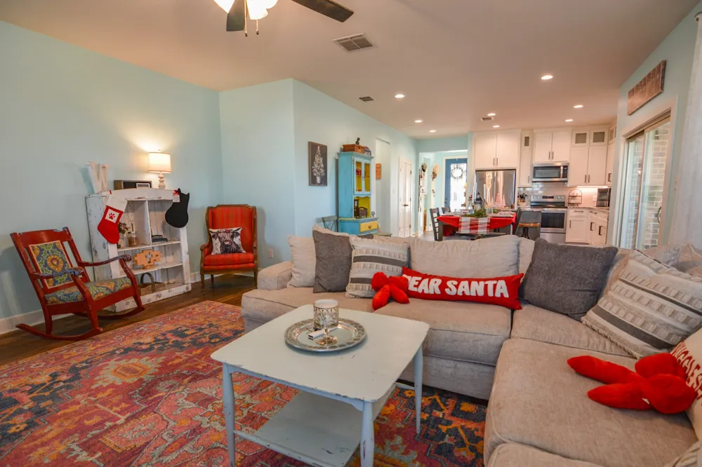 601 Mathew Street Grandview, TX 76050