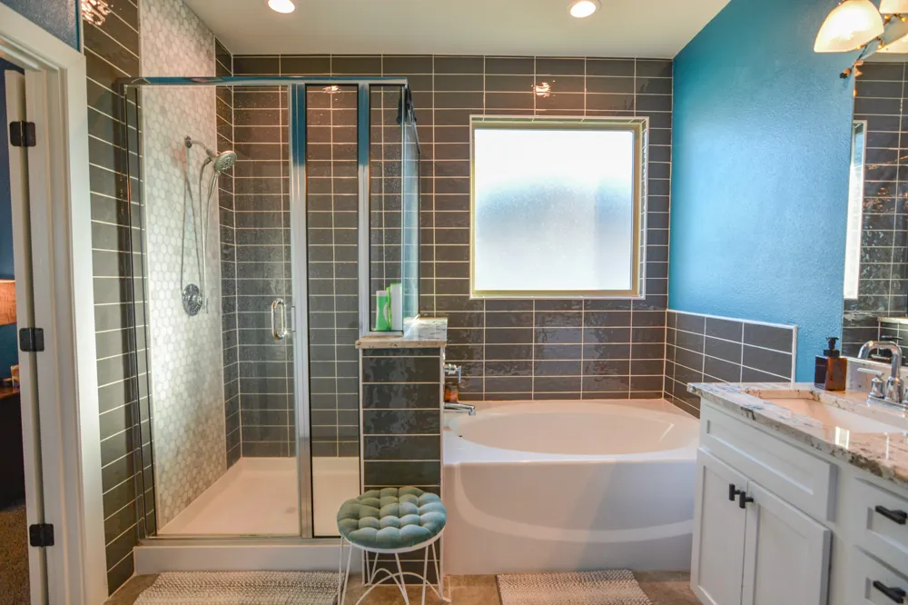 601 Mathew Street Grandview, TX 76050