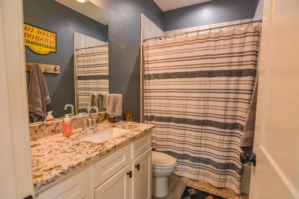 601 Mathew Street Grandview, TX 76050