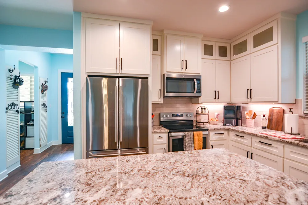 601 Mathew Street Grandview, TX 76050
