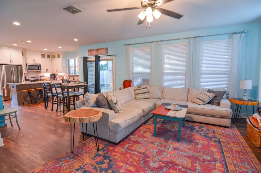 601 Mathew Street Grandview, TX 76050