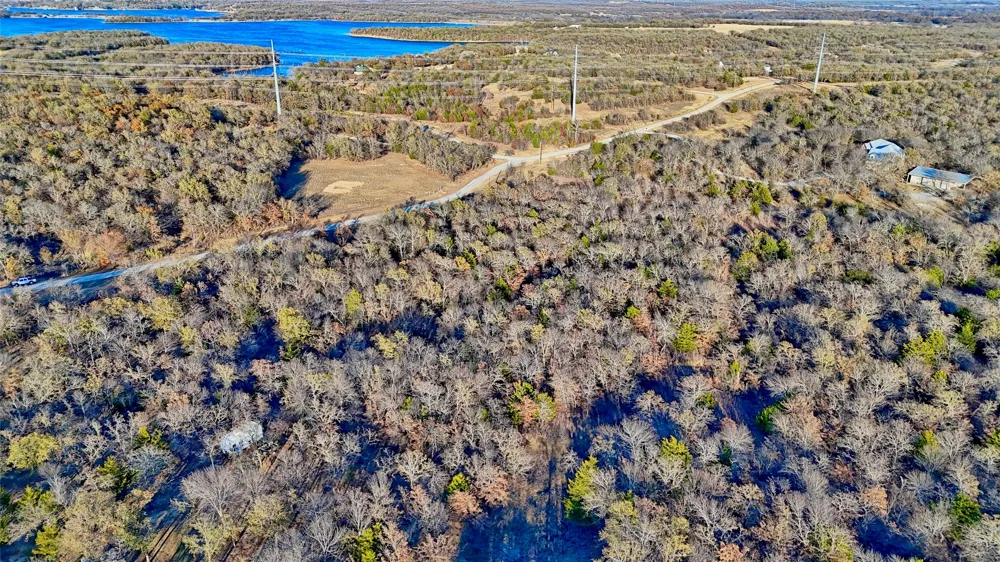 1943 Lakeridge Sunset, TX 76270