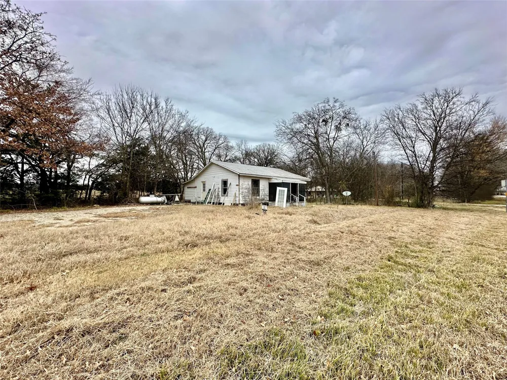 6049 Farm Road 3236 Dike, TX 75437
