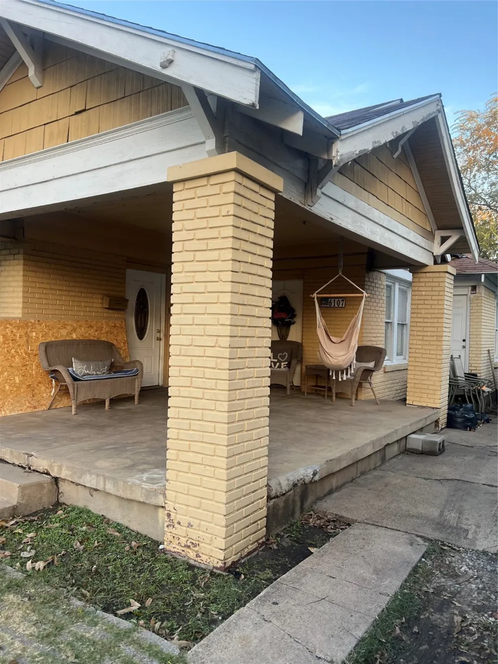 6107 Richmond Avenue Dallas, TX 75214