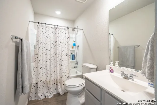 10123 Rancho Del Rey San Antonio, TX 78224