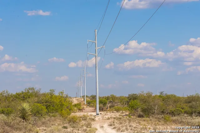 2212 Lausen Del Rio, TX 78840
