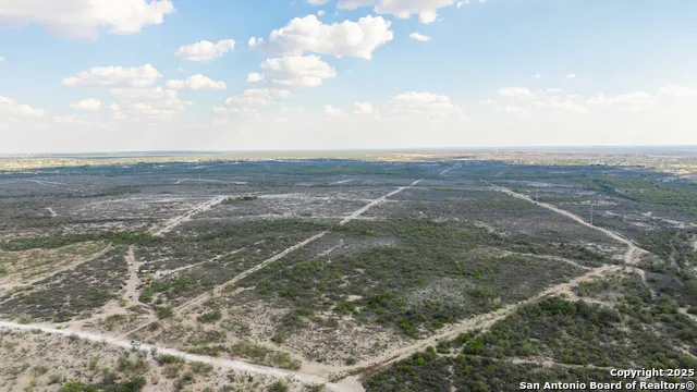 2212 Lausen Del Rio, TX 78840