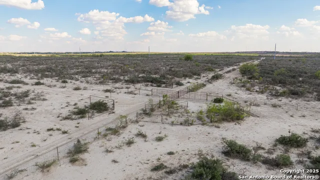 2212 Lausen Del Rio, TX 78840