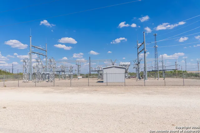 000 Old Hamilton Rd Del Rio, TX 78841