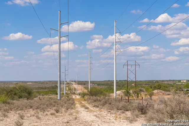 000 Old Hamilton Rd Del Rio, TX 78841