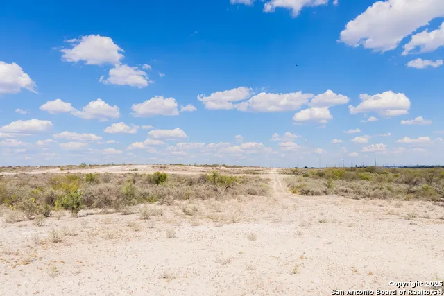 000 Old Hamilton Rd Del Rio, TX 78841