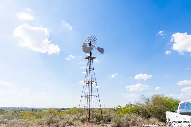 000 Old Hamilton Rd Del Rio, TX 78841