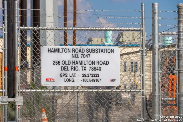 000 Old Hamilton Rd Del Rio, TX 78841