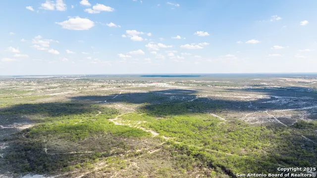 000 Old Hamilton Rd Del Rio, TX 78841