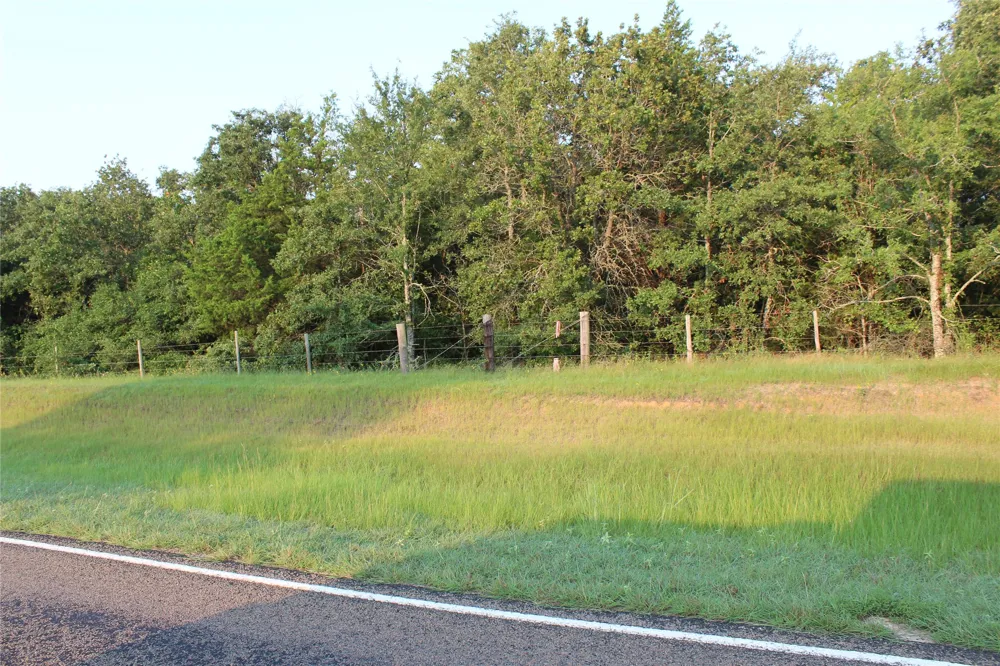 29 Co Rd 271A Cameron, TX 76520