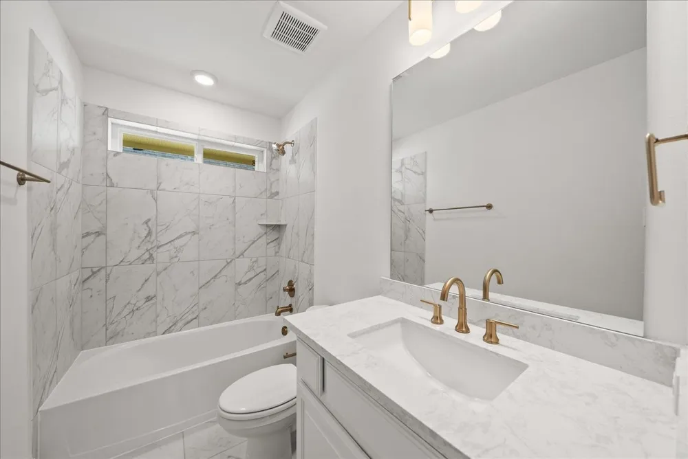 2004 Trent Basin Drive Frisco, TX 75034