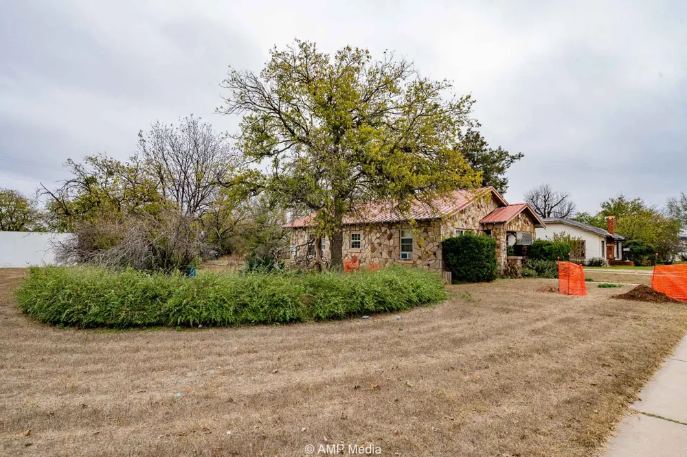 1104 Avenue Avenue E Haskell, TX 79521