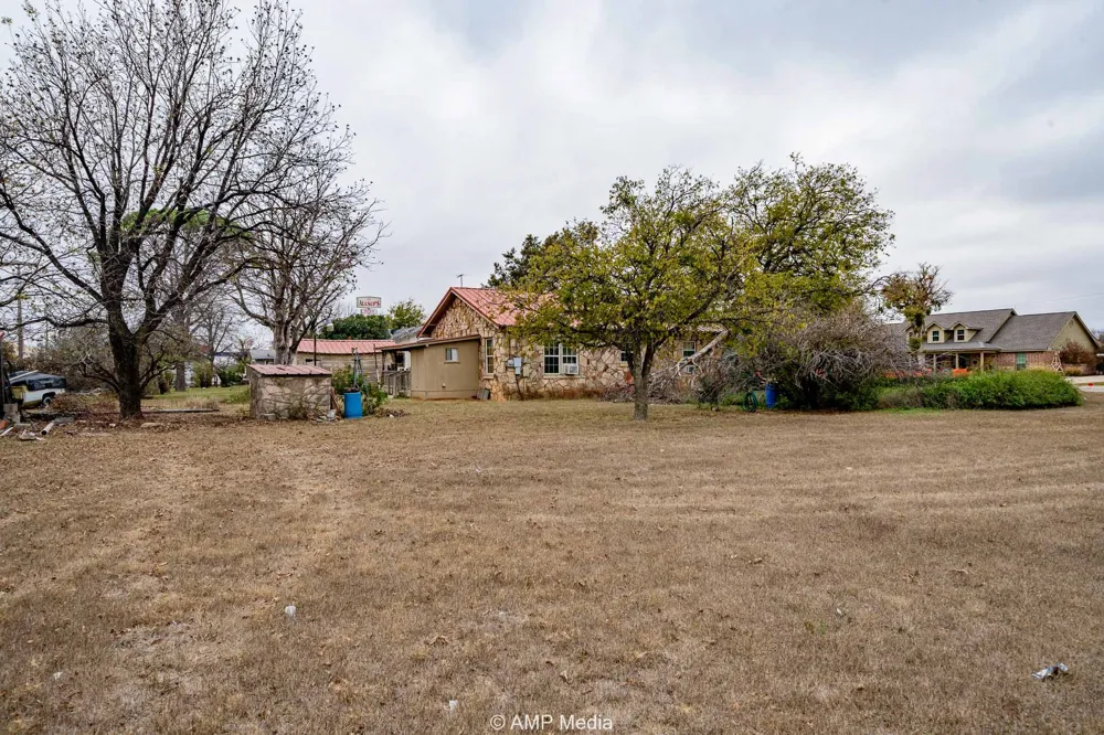 1104 Avenue Avenue E Haskell, TX 79521