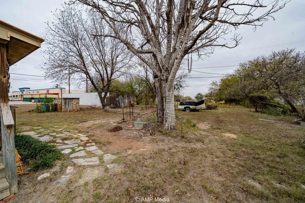 1104 Avenue Avenue E Haskell, TX 79521